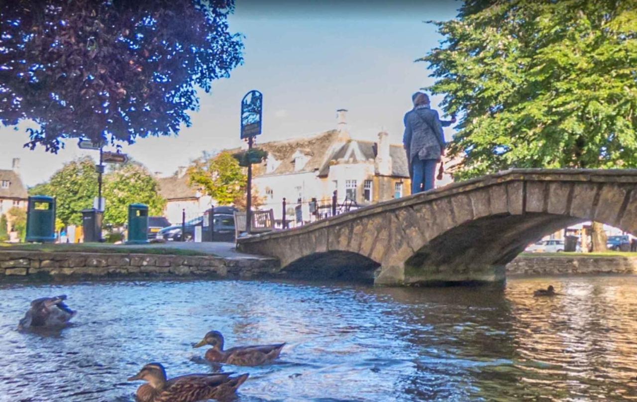 Chestnut Bed And Breakfast Bourton-on-the-Water Esterno foto