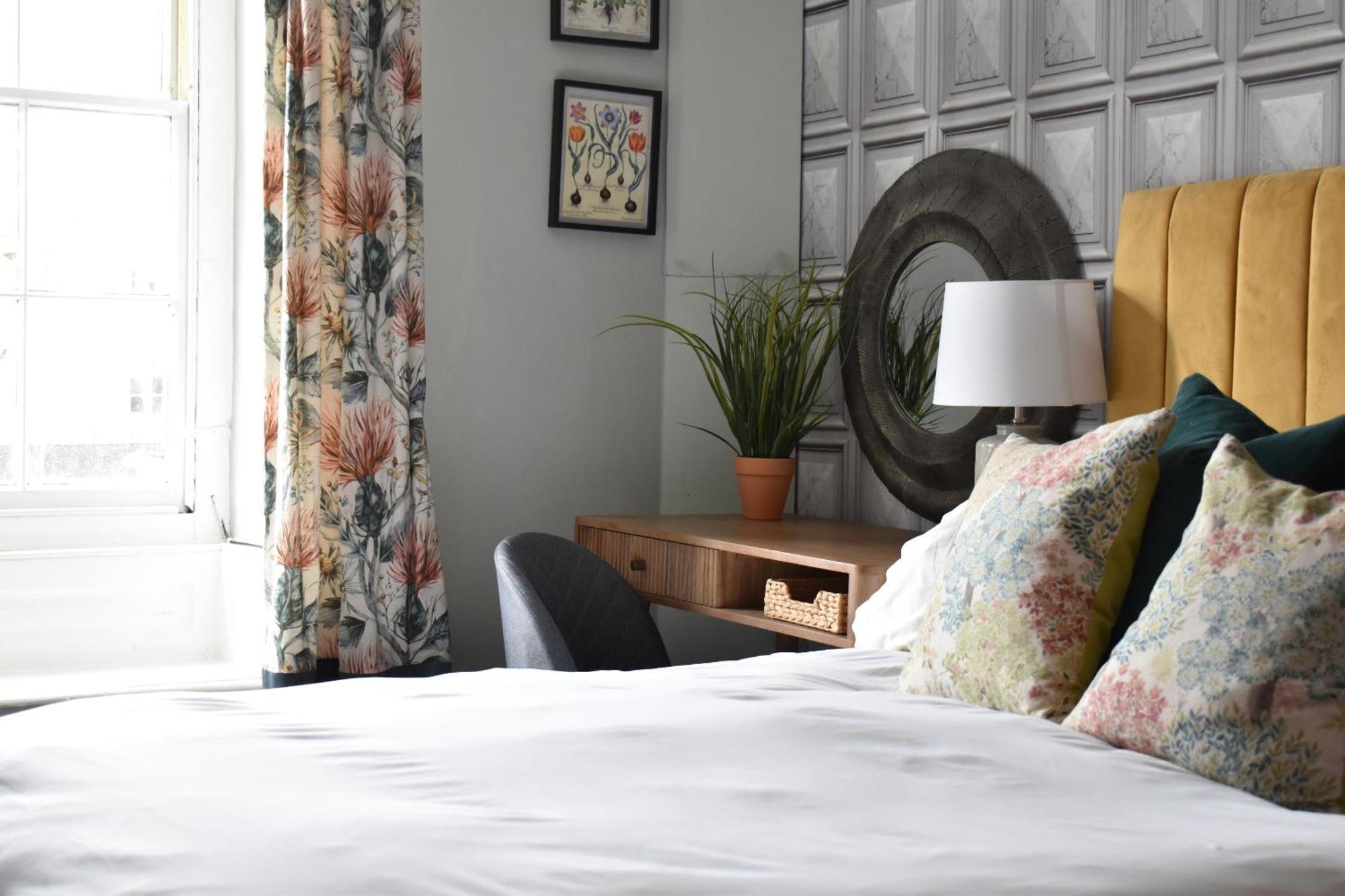 Chestnut Bed And Breakfast Bourton-on-the-Water Esterno foto