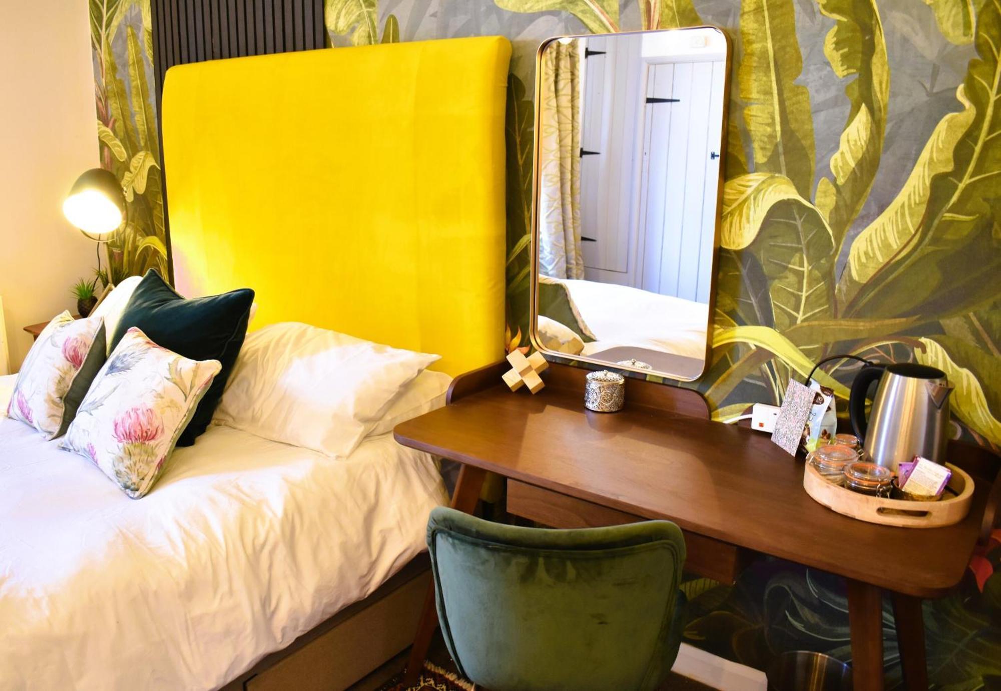 Chestnut Bed And Breakfast Bourton-on-the-Water Esterno foto